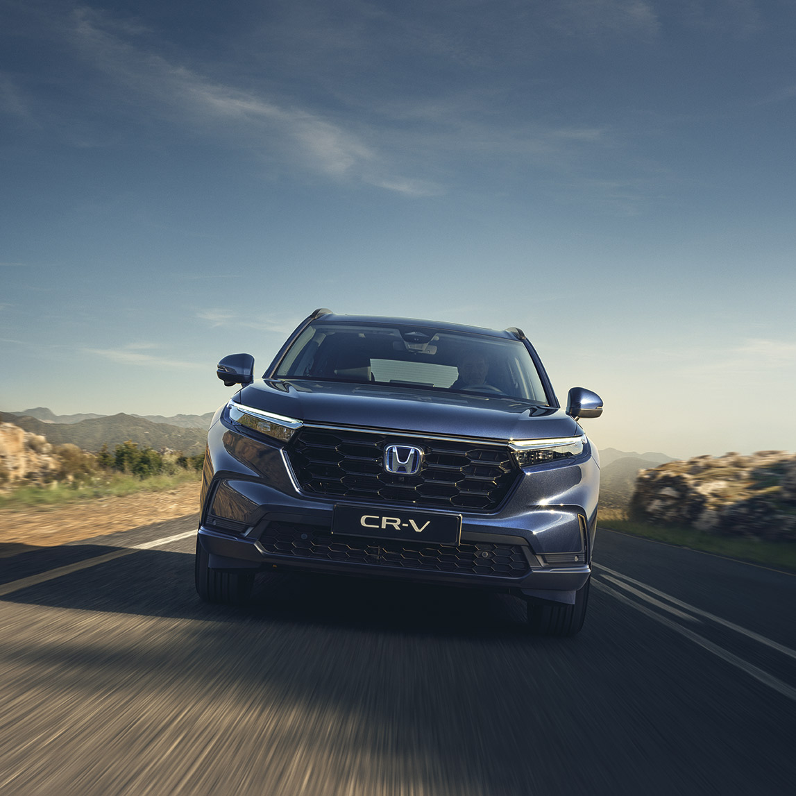 Nouveau Honda CR-V e:hev Full Hybrid 2024 : une motorisation inédite  pour un best-seller mondial