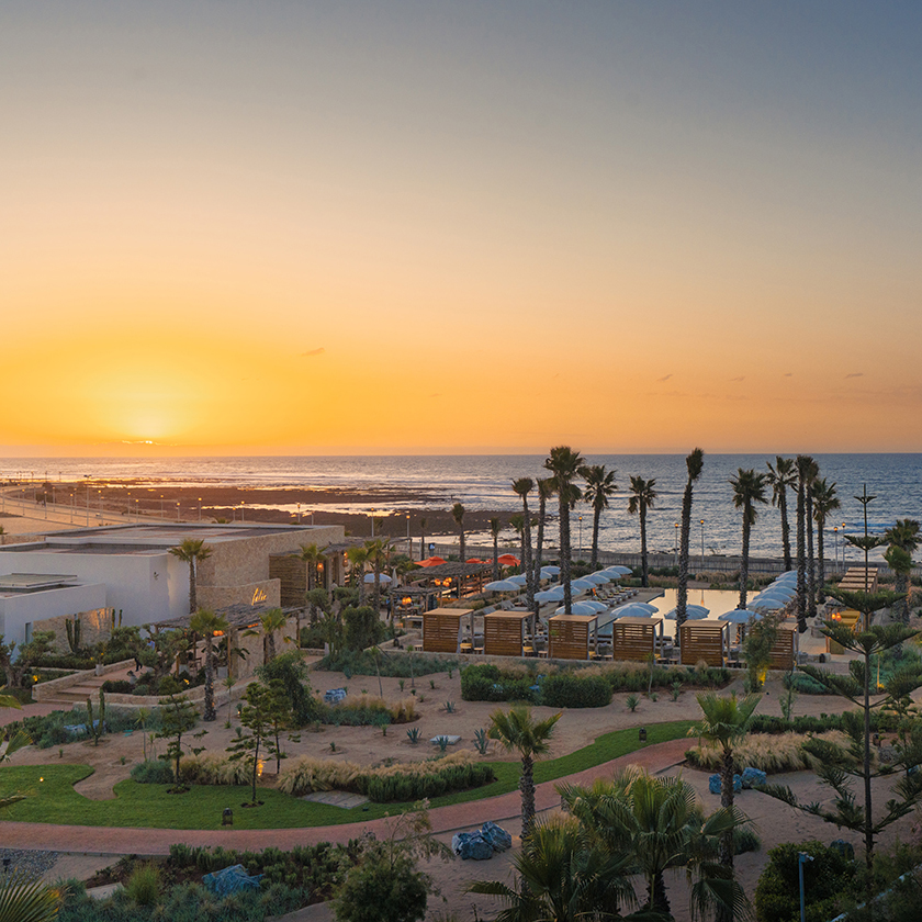 Folie bouznika fait son grand retour : l’évasion estivale par excellence au cœur du meilleur beach club de bouznika