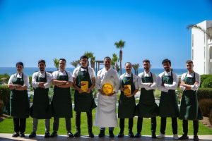 Le restaurant L’Olivier du Hilton Tangier Al Houara rejoint le Top 10 du Guide Gault&Millau Maroc 2026 et décroche deux toques
